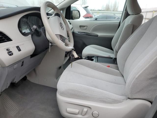 2011 Toyota Sienna LE