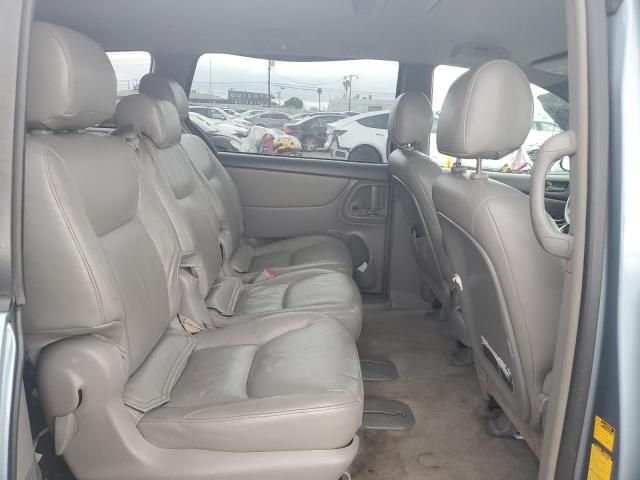 2008 Toyota Sienna CE