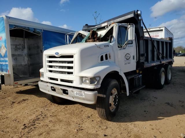 1997 Ford LNT8000 Dump Truck