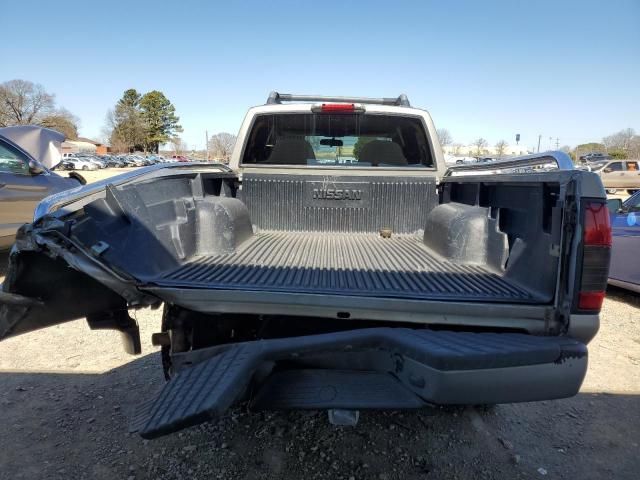 2002 Nissan Frontier Crew Cab XE