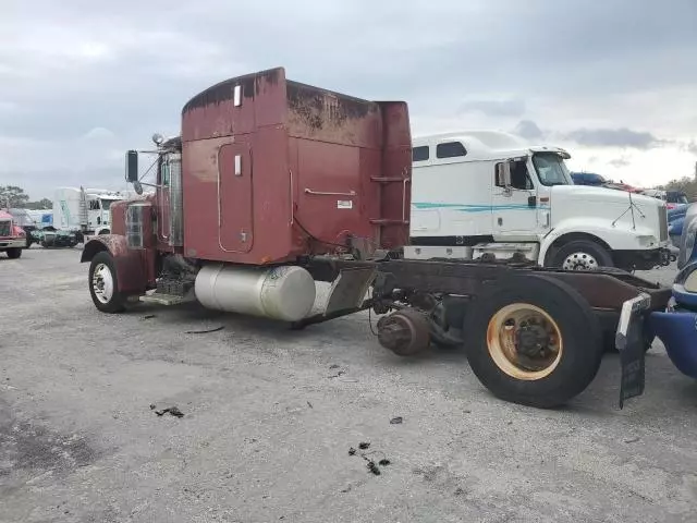 1996 Peterbilt 379