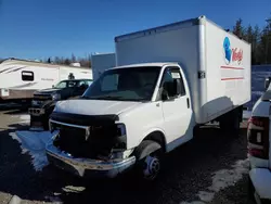 Vehiculos salvage en venta de Copart Moncton, NB: 2014 GMC Savana Cutaway G3500