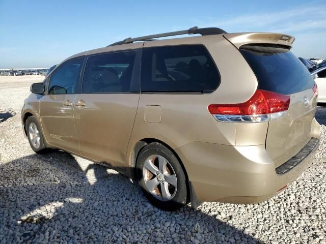 2011 Toyota Sienna LE