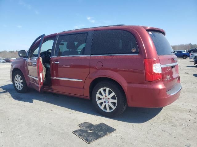 2012 Chrysler Town & Country Touring L