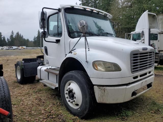 2006 Freightliner M2 106 Medium Duty