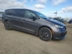 2022 Chrysler Pacifica Hybrid Limited