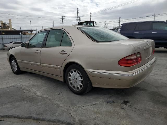 2001 Mercedes-Benz E 320