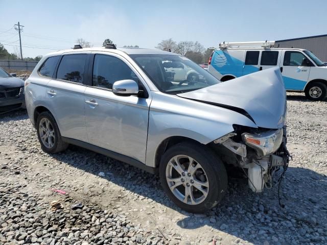 2014 Mitsubishi Outlander SE