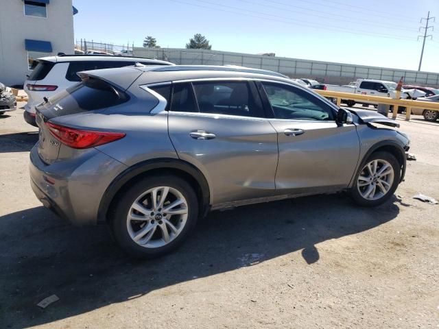 2017 Infiniti QX30 Base