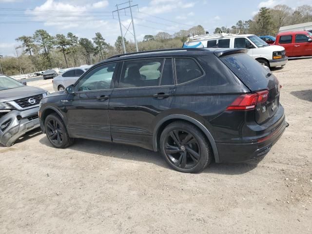 2023 Volkswagen Tiguan SE R-LINE Black