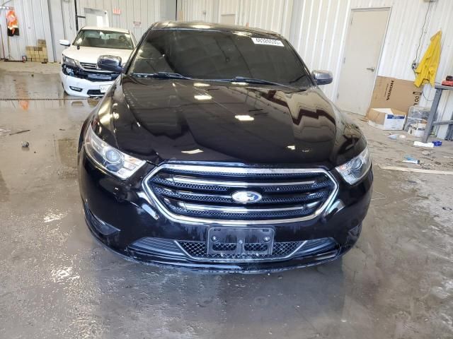 2016 Ford Taurus Limited