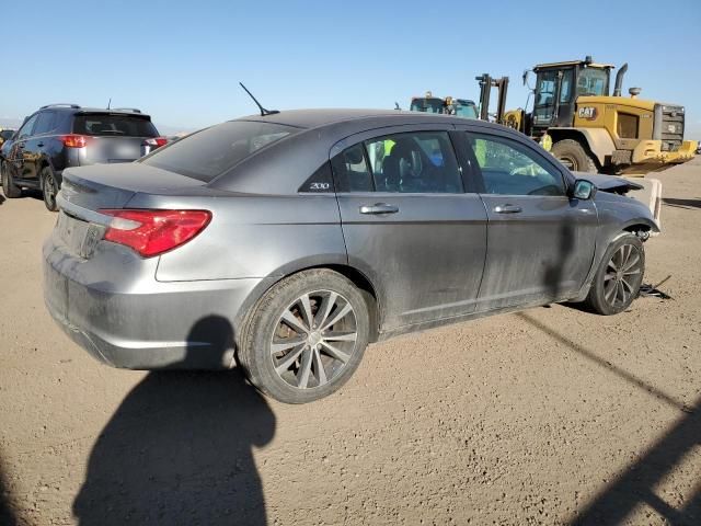 2013 Chrysler 200 Limited