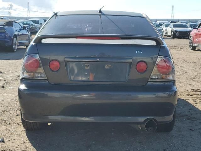 2002 Lexus IS 300