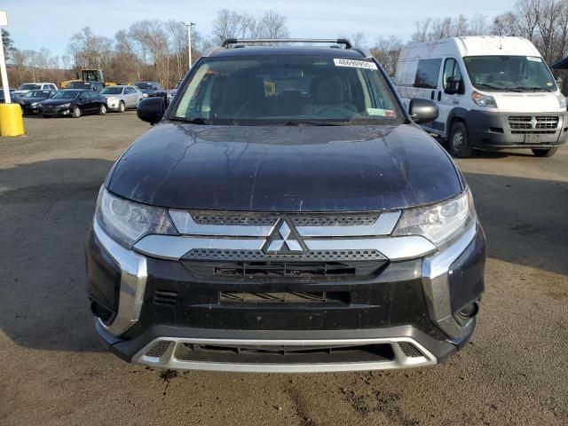 2019 Mitsubishi Outlander SE