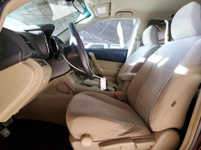 2013 Toyota Highlander Base