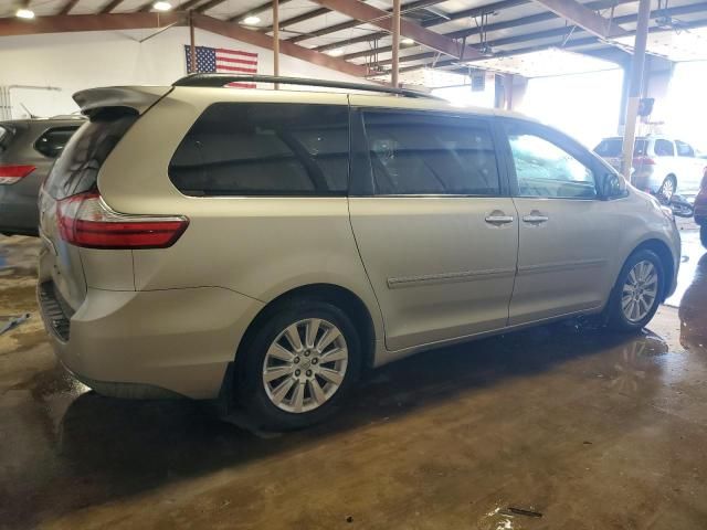 2015 Toyota Sienna XLE