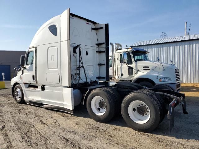 2020 Freightliner Cascadia Semi Truck