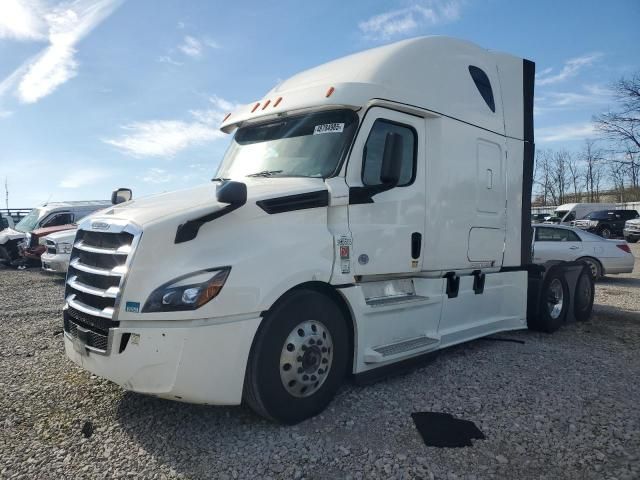 2020 Freightliner Cascadia Semi Truck