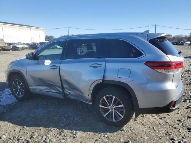 2018 Toyota Highlander SE