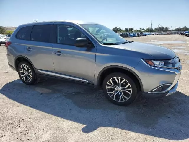 2016 Mitsubishi Outlander SE