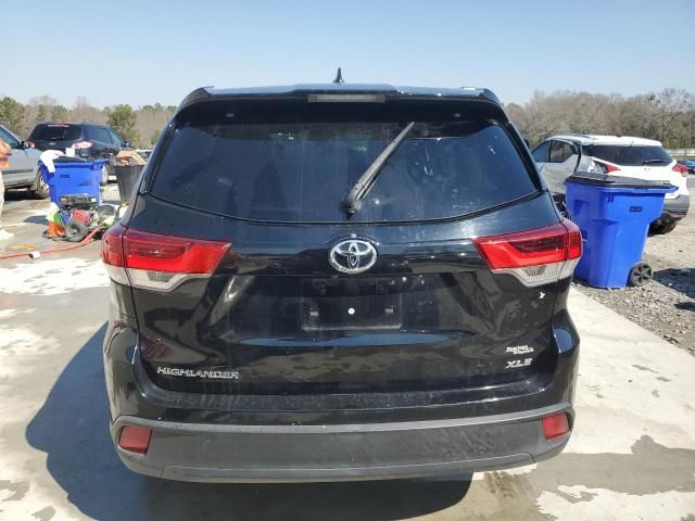 2018 Toyota Highlander SE