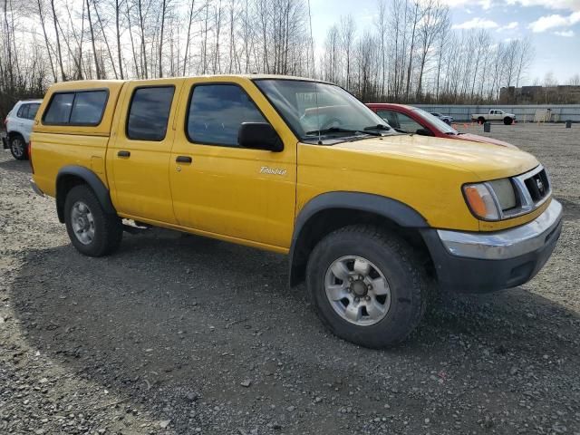 2000 Nissan Frontier Crew Cab XE