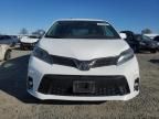 2019 Toyota Sienna SE