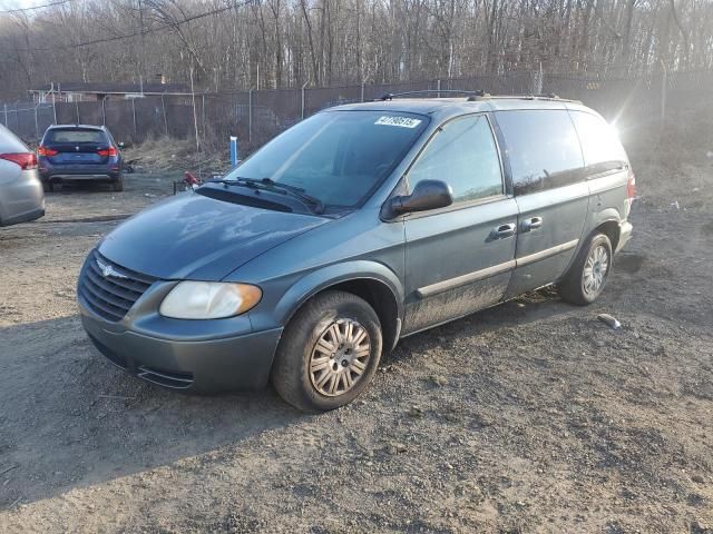 2005 Chrysler Town & Country