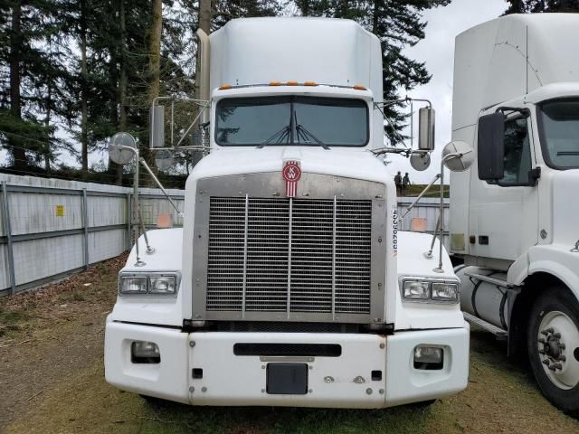 2007 Kenworth Construction T800