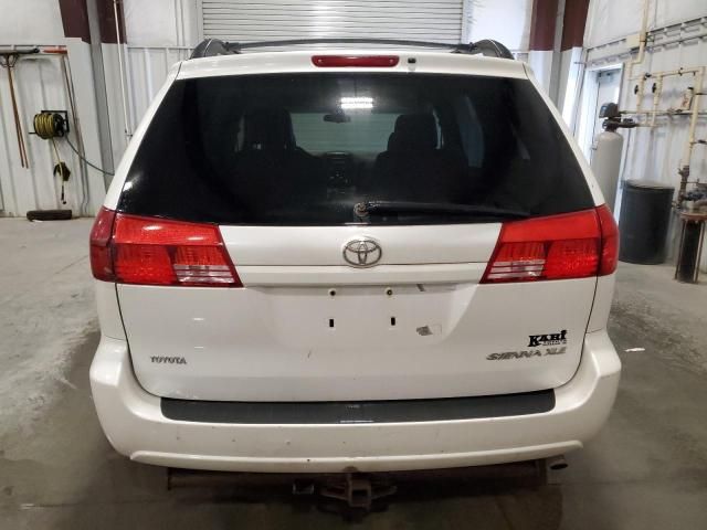 2004 Toyota Sienna XLE