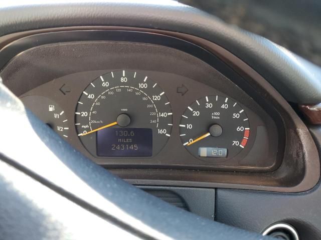 2000 Mercedes-Benz E 320