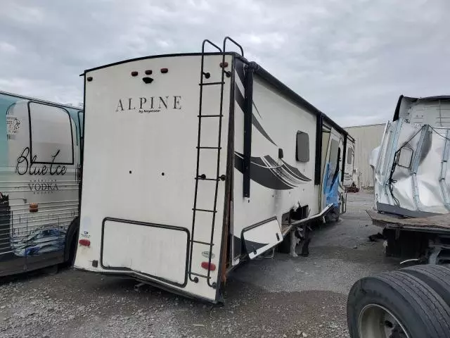 2020 Alpine 5th Wheel