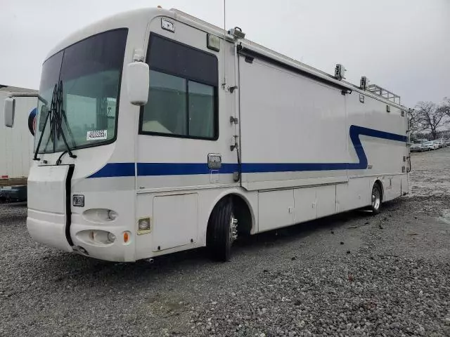 2005 Freightliner Chassis X Line Motor Home