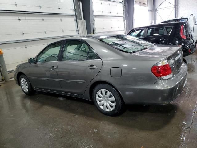 2005 Toyota Camry LE