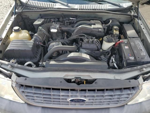 2004 Ford Explorer XLS