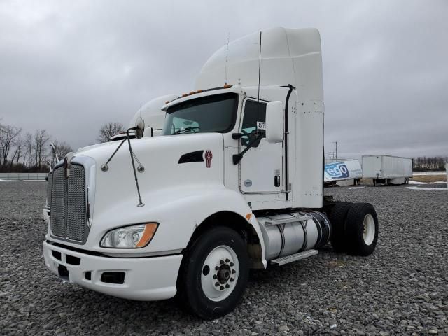 2013 Kenworth Construction T660