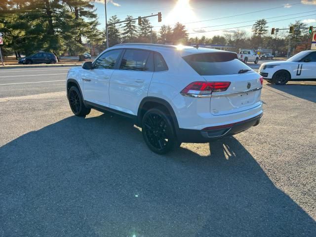 2020 Volkswagen Atlas Cross Sport SE