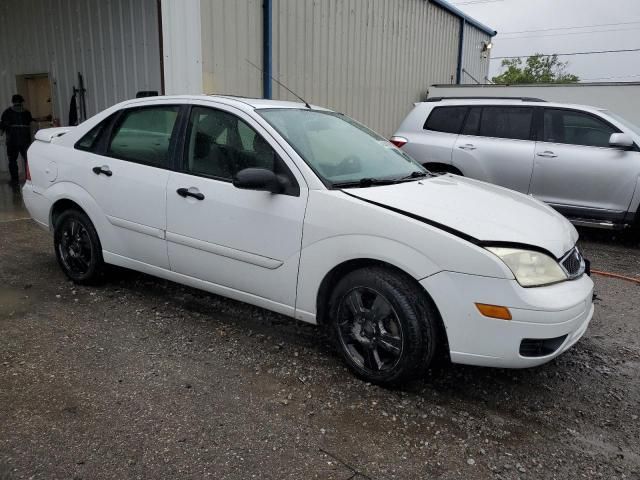 2005 Ford Focus ZX4