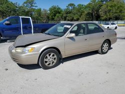 Salvage cars for sale at Fort Pierce, FL auction: 1999 Toyota Camry LE