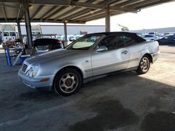 Carros salvage a la venta en subasta: 1999 Mercedes-Benz CLK 320