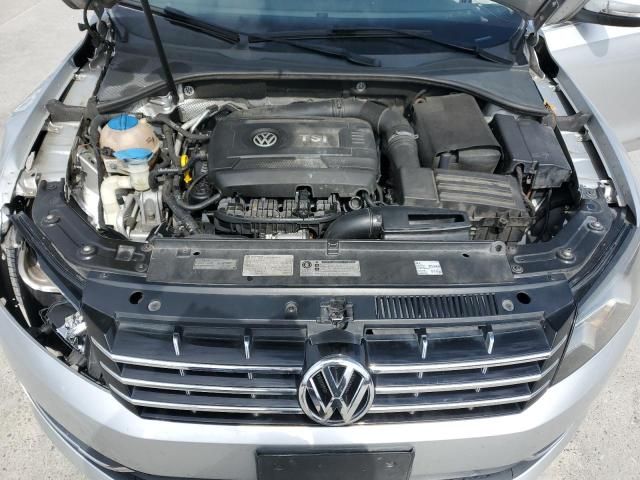 2014 Volkswagen Passat SEL