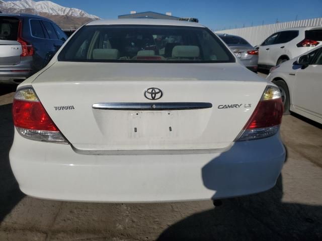 2005 Toyota Camry LE