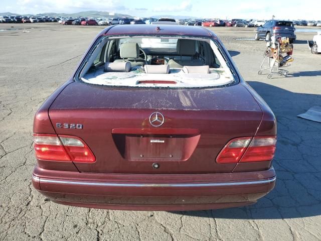 2000 Mercedes-Benz E 320