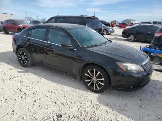 2013 Chrysler 200 Limited