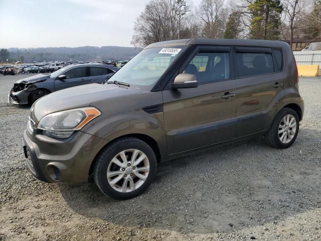 2013 KIA Soul +