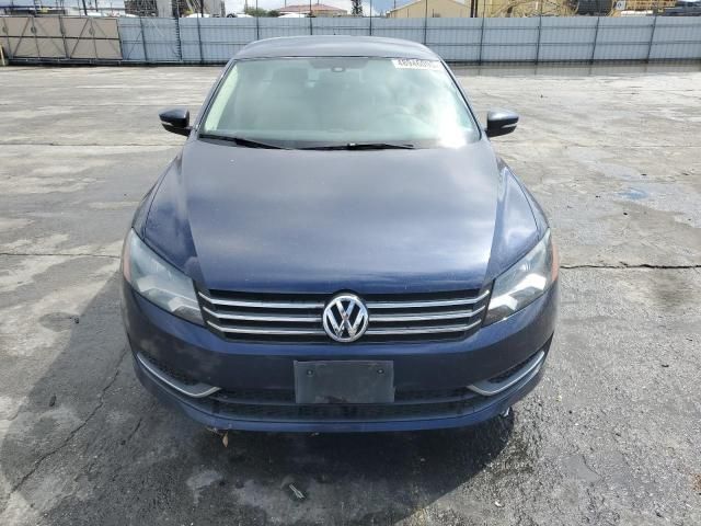 2015 Volkswagen Passat S