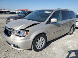 Chrysler Vehiculos salvage en venta: 2015 Chrysler Town & Country Touring