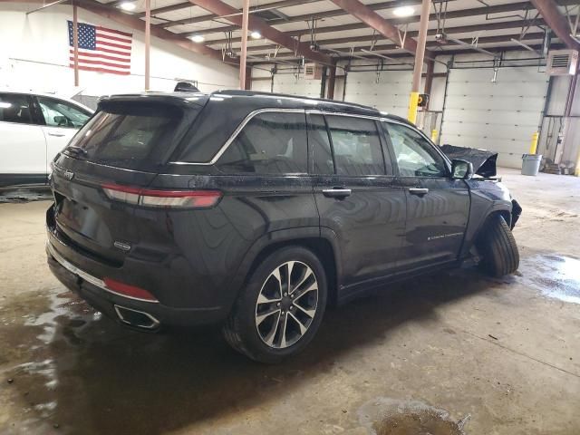 2022 Jeep Grand Cherokee Overland