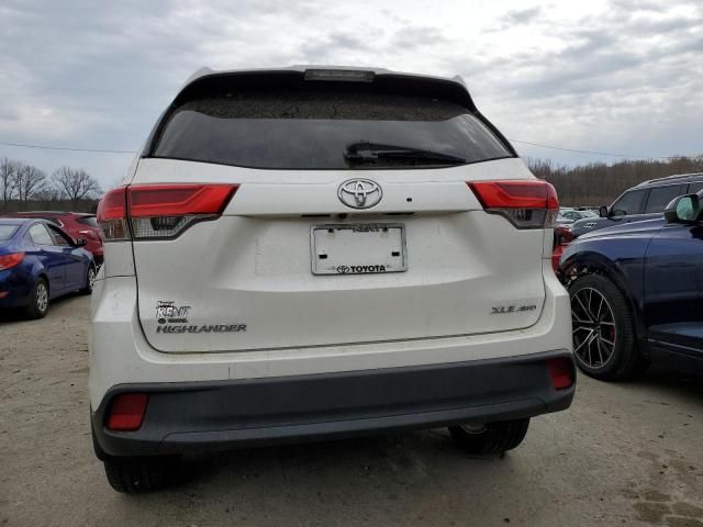 2019 Toyota Highlander SE