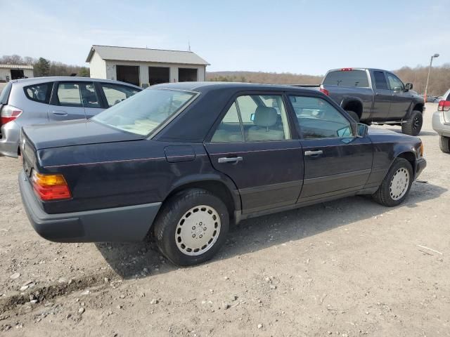 1986 Mercedes-Benz 300 E